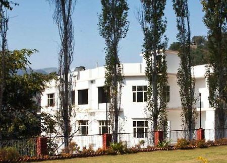 Ashiana Regency Hotel Chamba Exterior photo